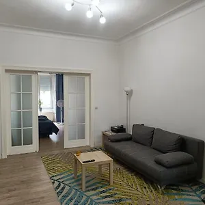 The Brussels-laken Apartamento