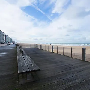 https://magnifique-appartement-avec-vue-sur-mer.ostend-hotel.net